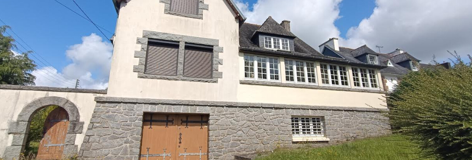 Maison 8 Pièces 172 m² à vendre à Châteauneuf-du-Faou (29520)