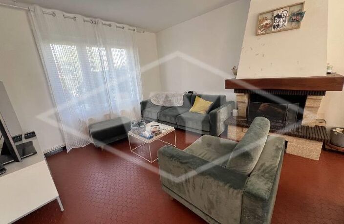 Vente maison 6 pièces 90 m² Combs-la-Ville (77380) — photo 3