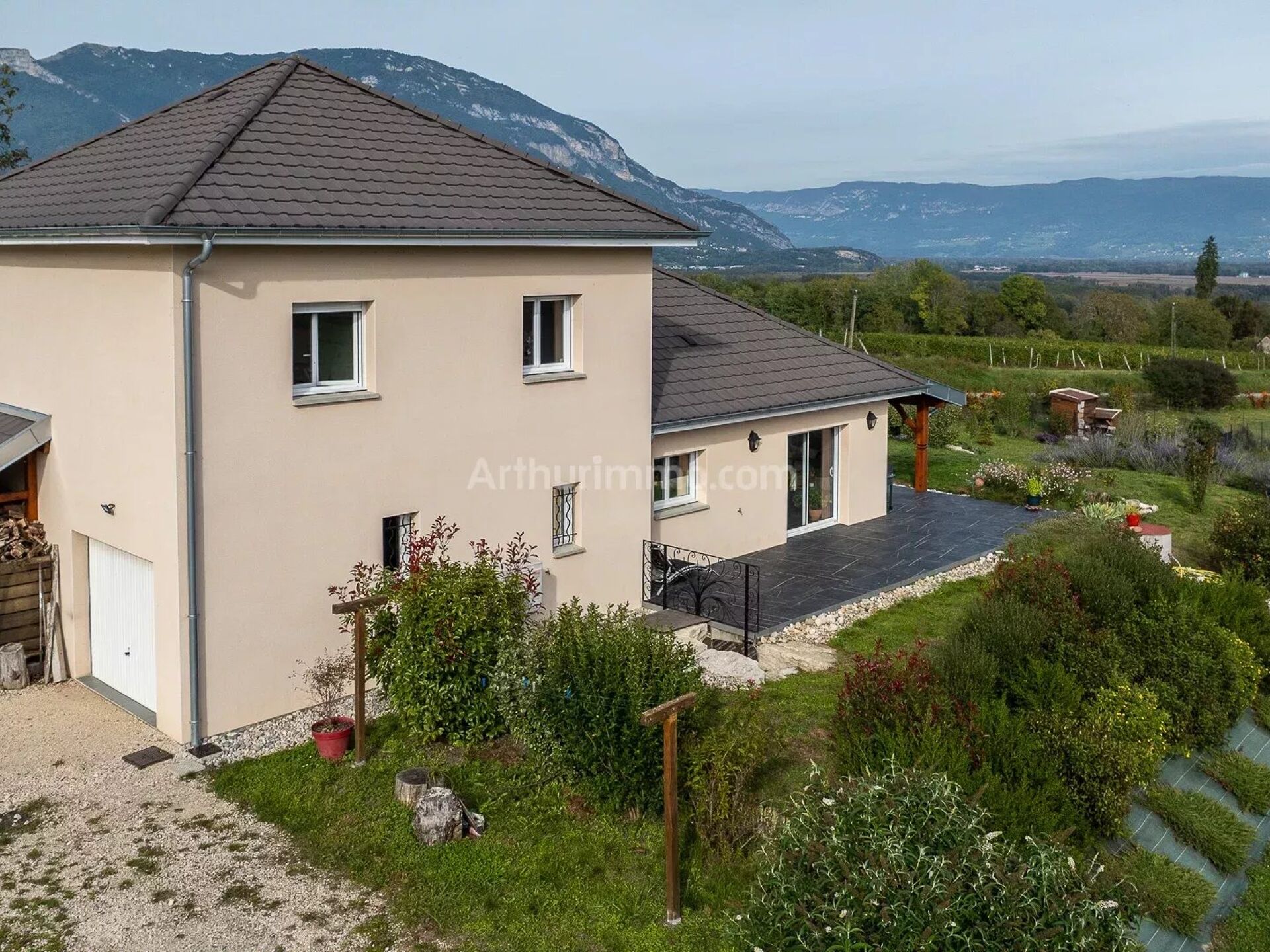 Maison 5 pièces 125 m² · à Vongnes · 125 m² · 498 000 €