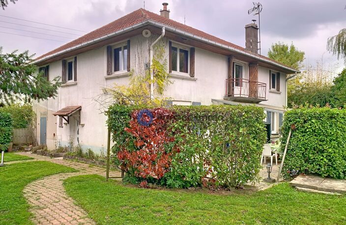 Maison Individuelle de 225 m² avec 5 Chambres et Vue Campagne — photo 2