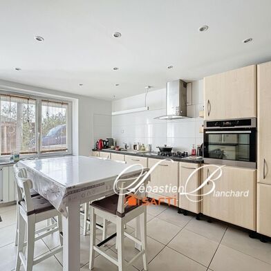 Maison 6 pièces 310000 €