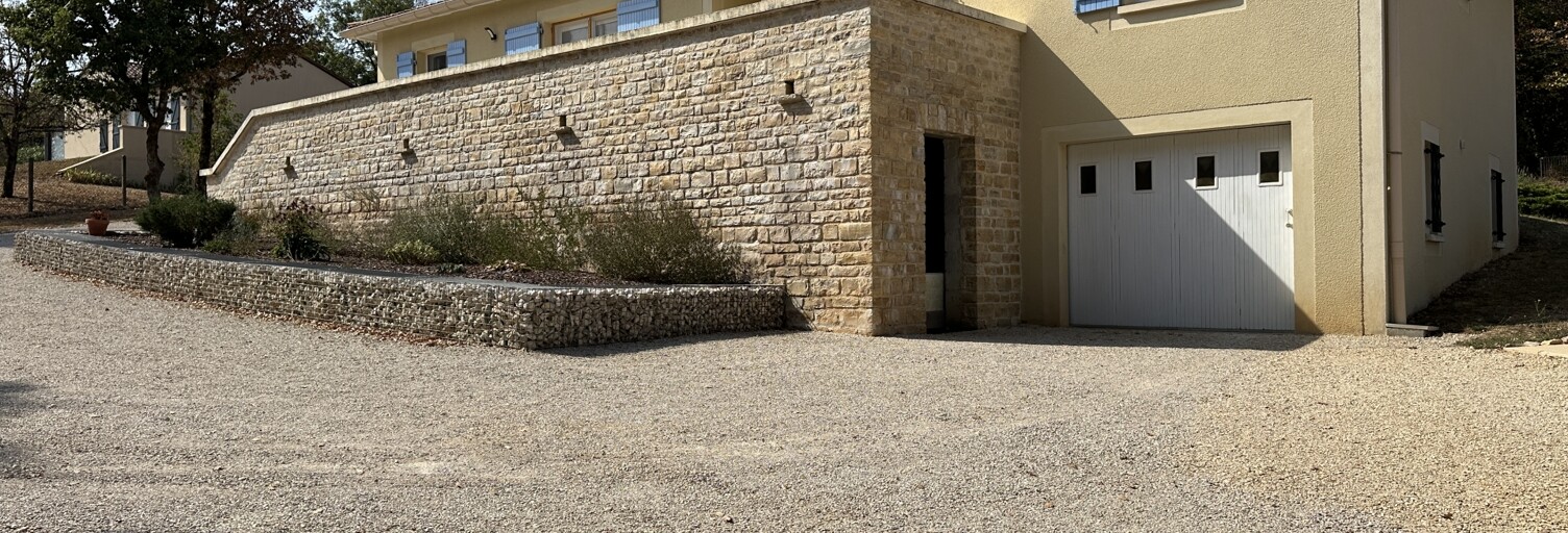 Maison 7 Pièces 179 m² à vendre à Labastide-Marnhac (46090)