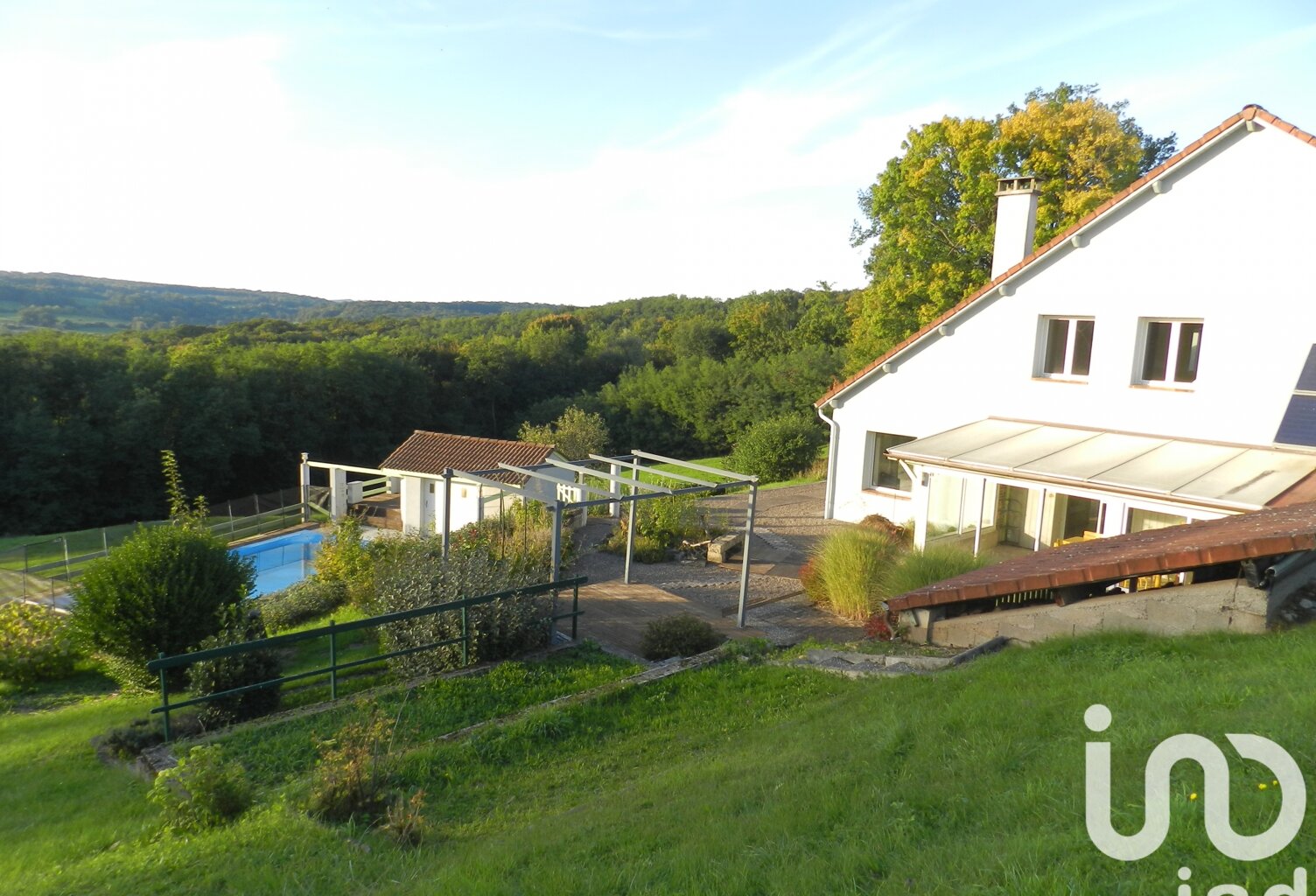 Vente Maison/villa 9 pièces — photo 1