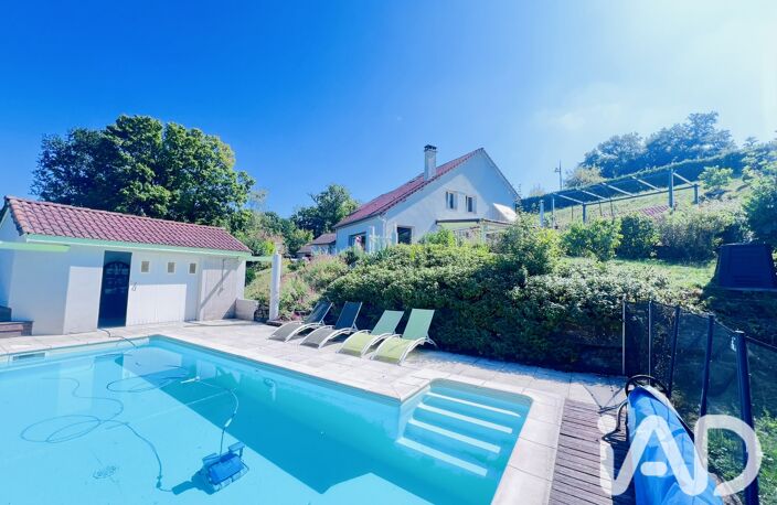 Vente Maison/villa 9 pièces — photo 3