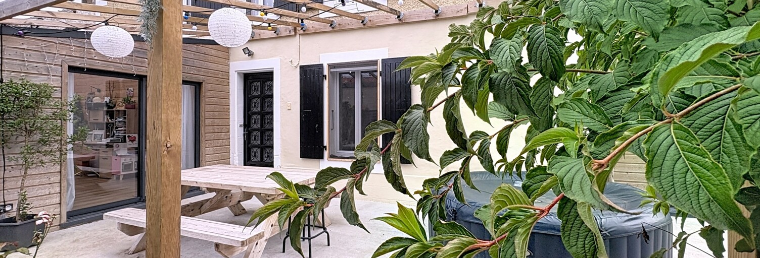 Maison 5 Pièces 129 m² à vendre à Courçon (17170)