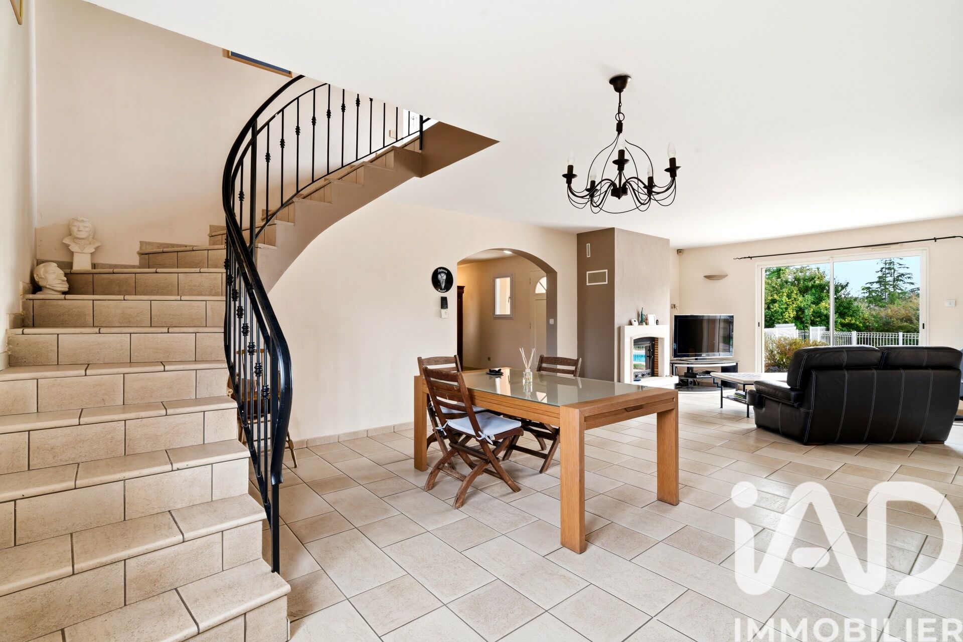 Vente Maison/villa 8 pièces - Photo 3