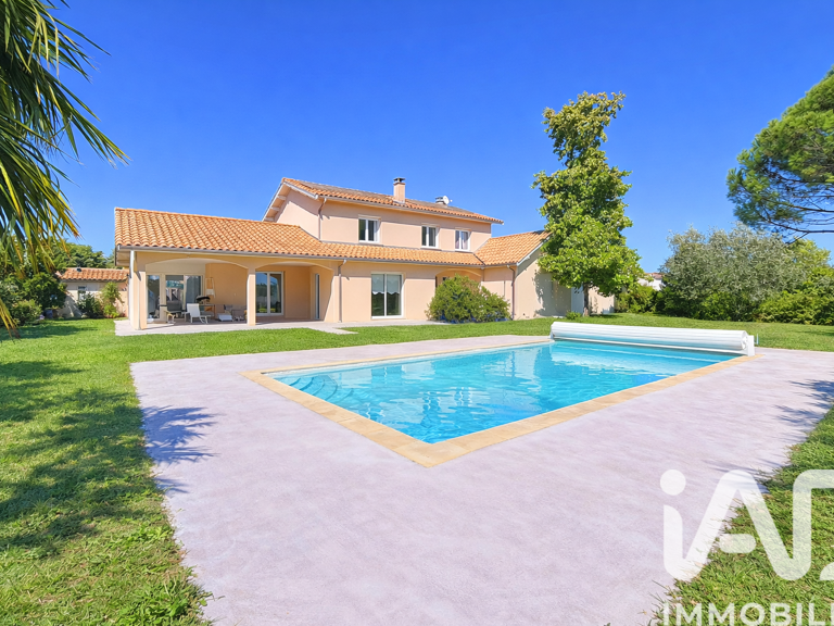 Vente Maison traditionnelle 8 pièces — photo 1