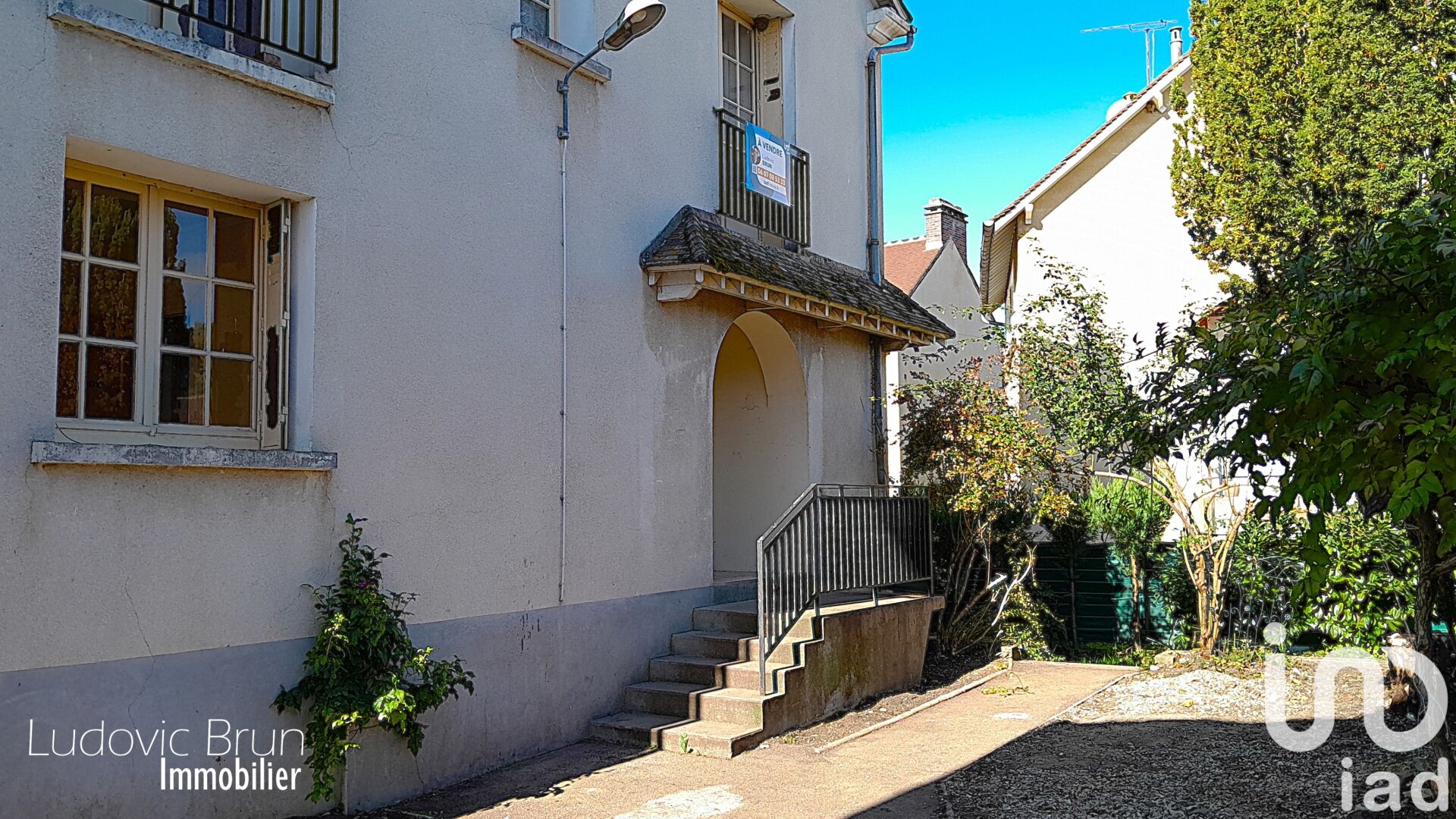 Toucy - 115m² - 7p. - 4ch.