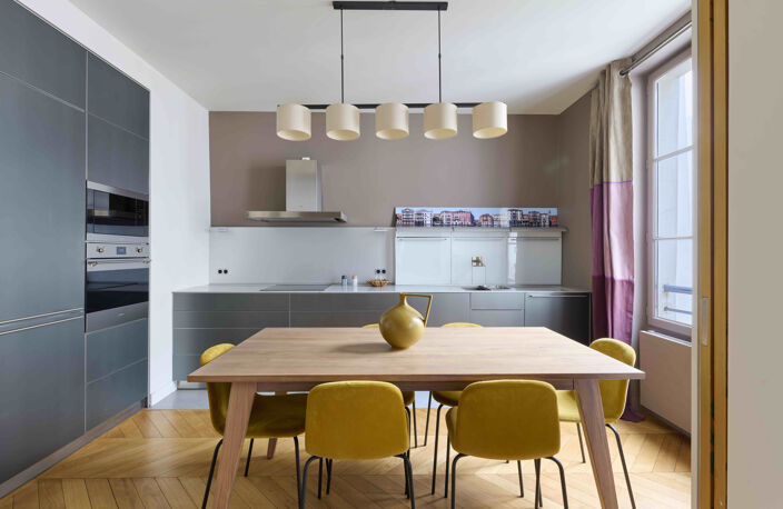 PARIS 6 -  SAINT GERMAIN - APPARTEMENT 3 PIECES - 2 CHAMBRES — photo 2