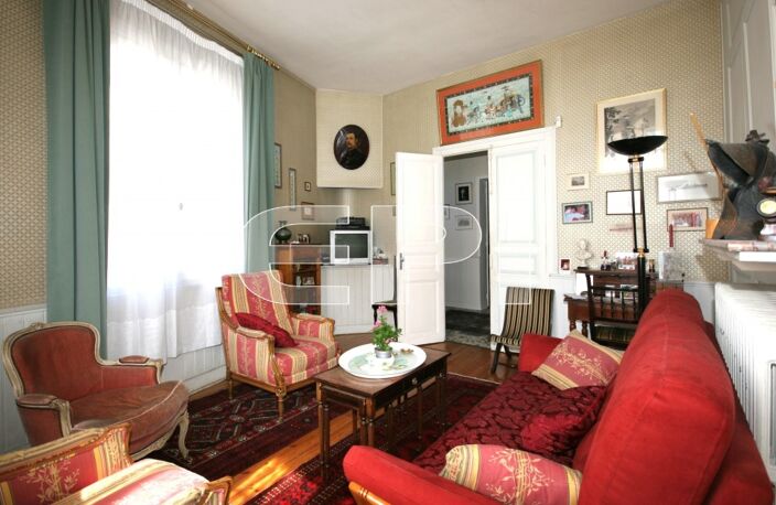 Rare ! Saumur-centre, élégante maison de maître de 202 m2 all — photo 3