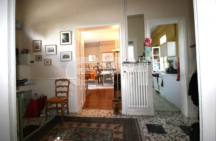 Rare ! Saumur-centre, élégante maison de maître de 202 m2 all — photo 4