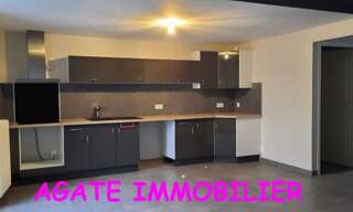 Maison 5 Pièces 126 m² à louer à Captieux (33840)