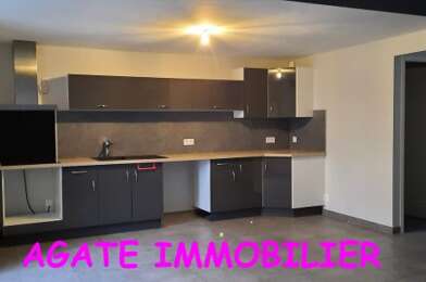 Maison 5 pièces 800 €