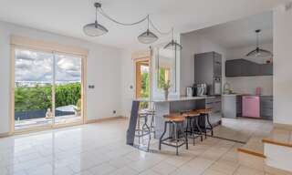 Maison 8 Pièces 245 m² à vendre à Sainte-Foy-lès-Lyon (69110)