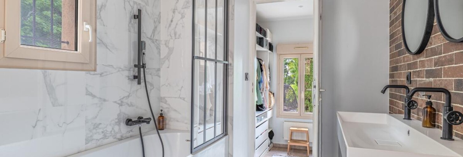 Maison 8 Pièces 245 m² à vendre à Sainte-Foy-lès-Lyon (69110)