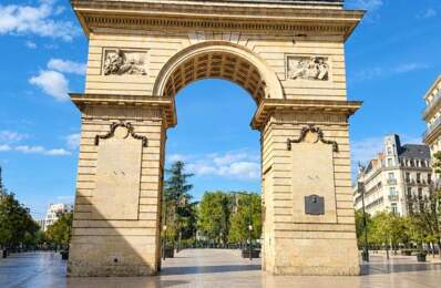 Coeur historique de Dijon- Grangier-Darcy  -Râre-Appartement grands volumes et studio indépendant - libre — photo du bien