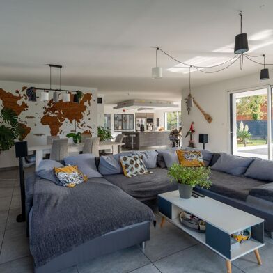 Maison 5 pièces 932000 €