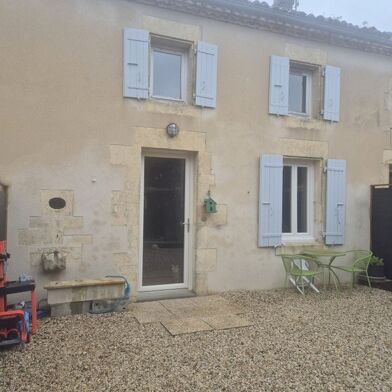 Immeuble  286000 €