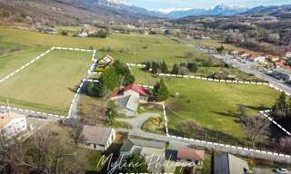 Terrain  563 m² à vendre à La Rochette (05000)