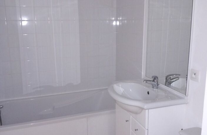 Dpt Seine Maritime (76), à vendre ROUEN studio 24m² IDEAL INVESTISSEUR LOCATAIRE EN PLACE — photo 3