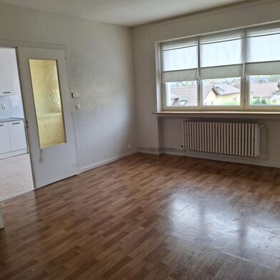 Appartement 3 pièces 930 €