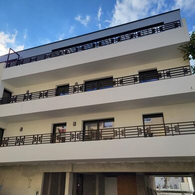 Appartement 3 pièces 800 €