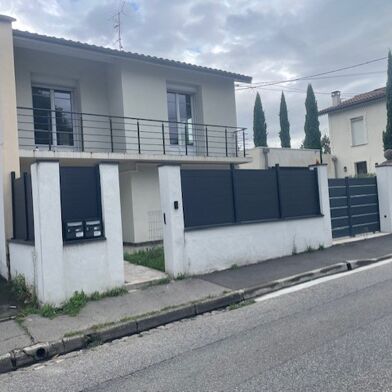 Maison 5 pièces 2050 €