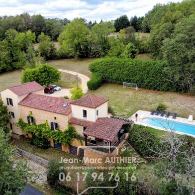 Maison 8 pièces 500000 €