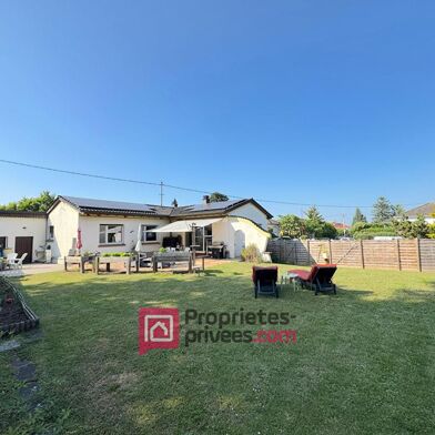 Maison 7 pièces 447500 €