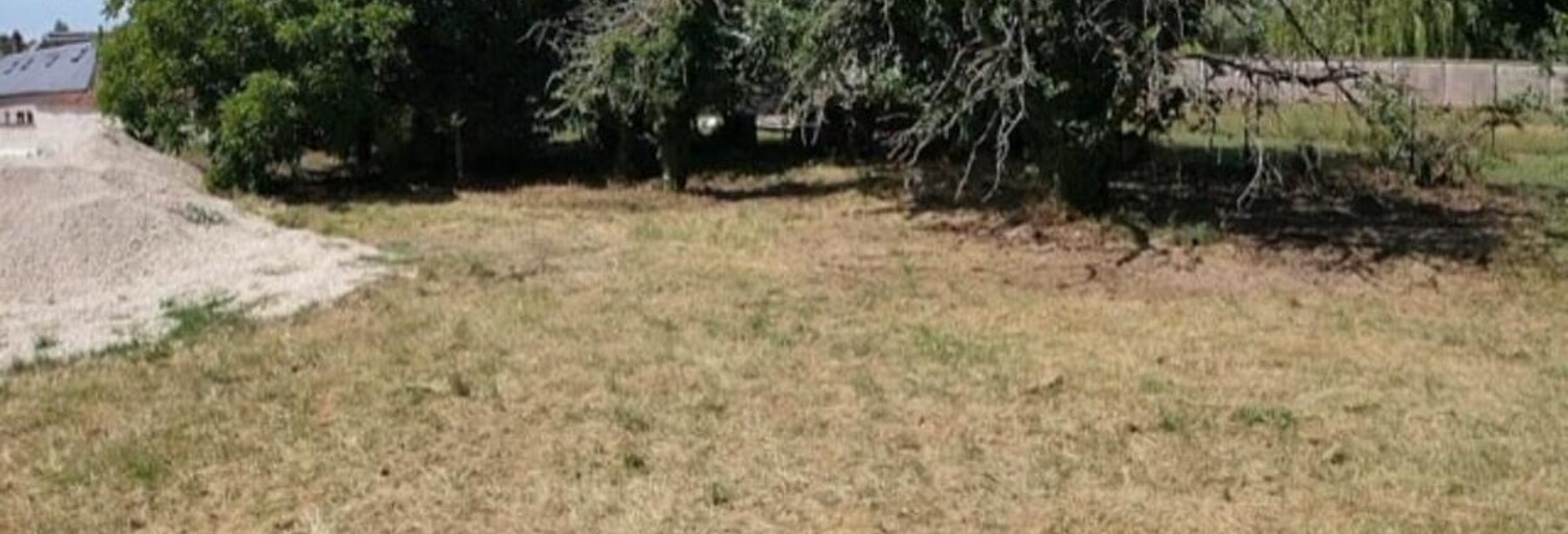 Terrain  759 m² à vendre à Les Villages Vovéens (28150)