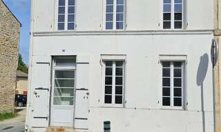 Maison 10 Pièces 246 m² à vendre à Saint-Hilaire-de-Villefranche (17770)