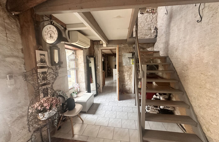 À vendre   Maison de 150 m2 à Coulonges-sur-l'Autize — photo 2