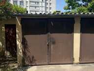 BOX DANS COUR — photo 2