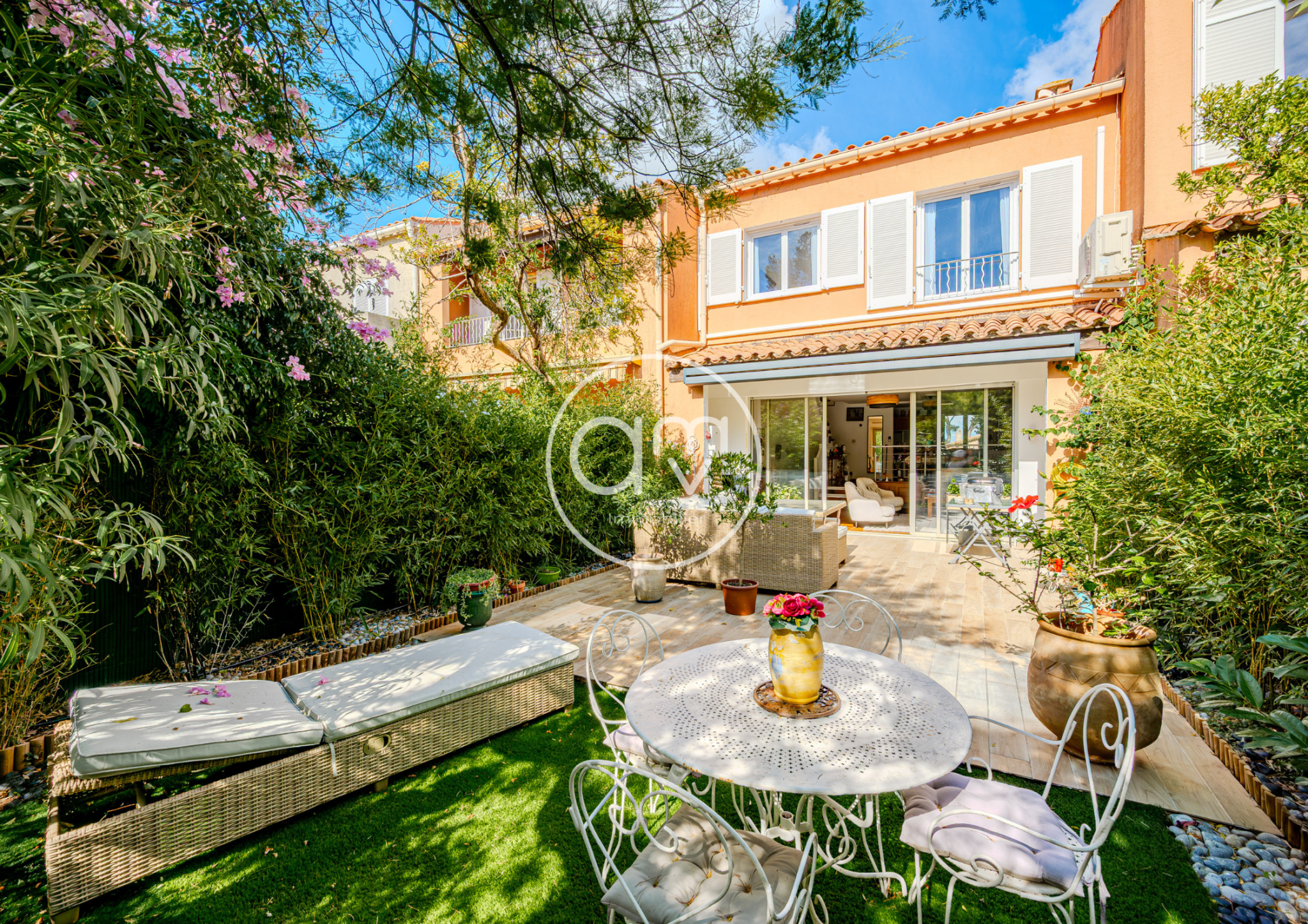 Villa / Maison  T4 à vendre Hyères 83400