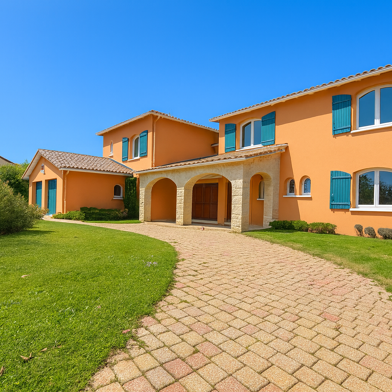 Maison 7 pièces 374900 €