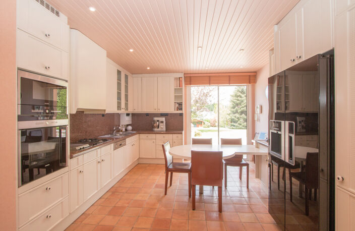 Maison de 344m2 sur terrain de 2567m2 à Séreilhac — photo 5