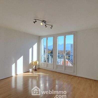 Appartement 4 pièces 97800 €