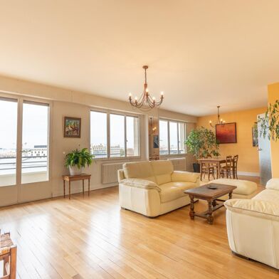 Appartement 4 pièces 200000 €