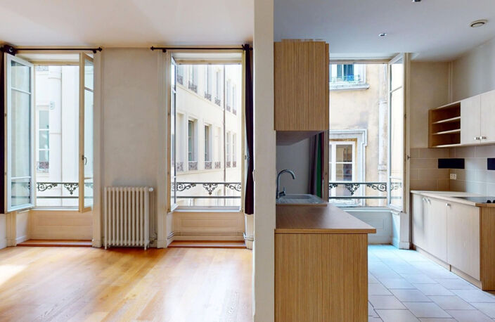 LYON 2 - Coeur  presqu'île dans superbe copropriété - Bel app — photo 3