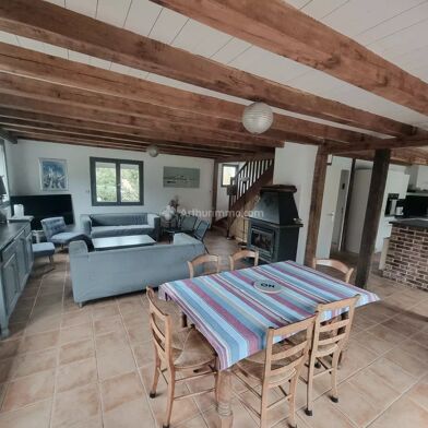 Maison 8 pièces 817650 €