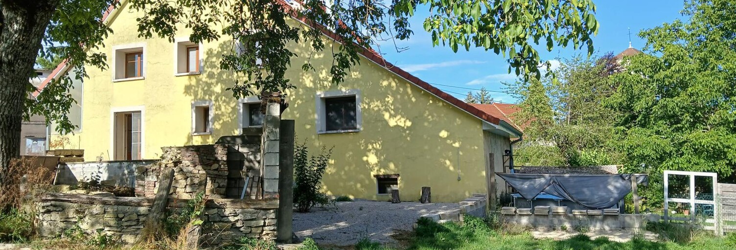 Maison 10 Pièces 250 m² à vendre à Villars-le-Sec (90100)