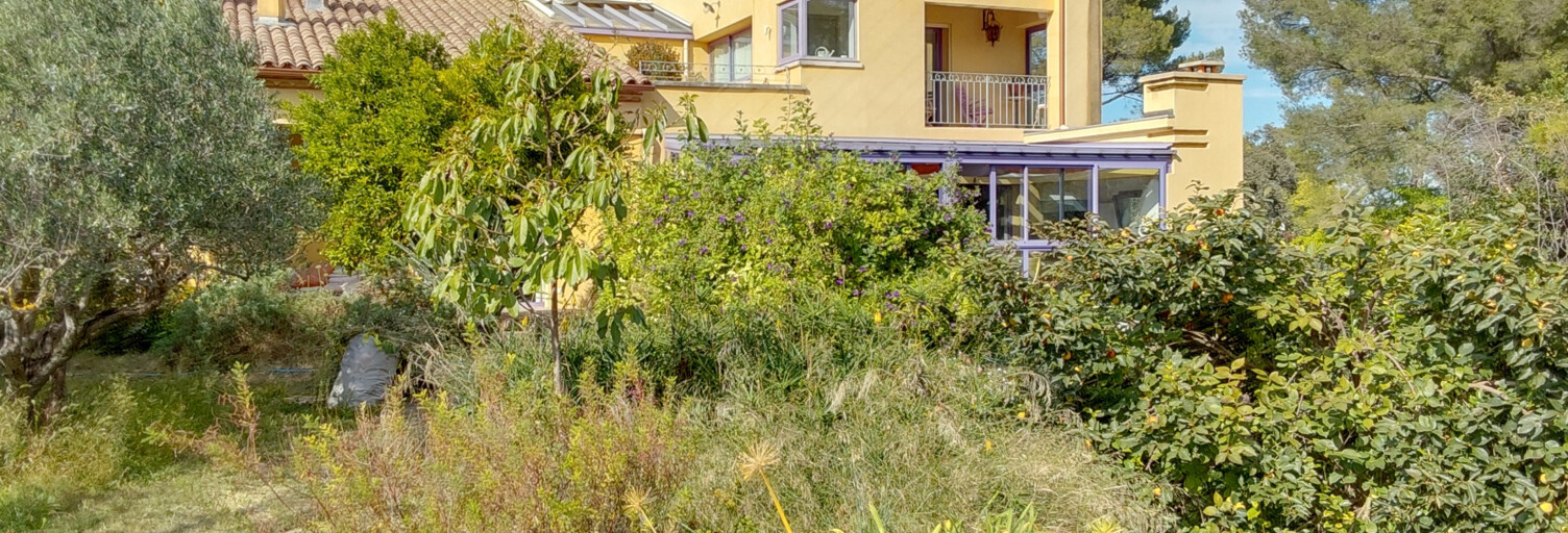 Maison 9 Pièces 295 m² à vendre à Nîmes (30000)