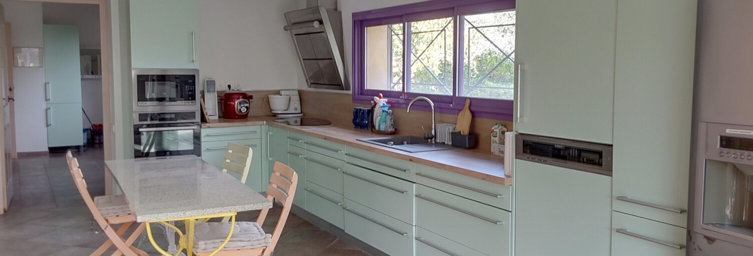 Maison 9 Pièces 295 m² à vendre à Nîmes (30000)