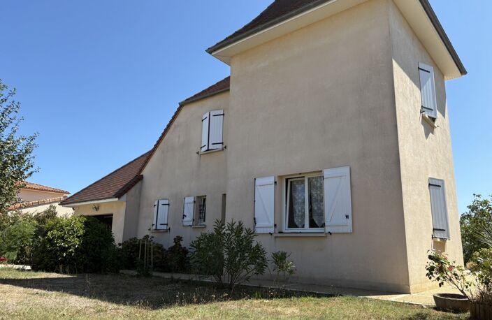 Vente maison 173 M2 avec 3 chambres 2 salle d'eau 2 WC 1 cuisin — photo 2