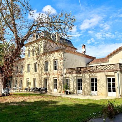 Maison 14 pièces 1350000 €