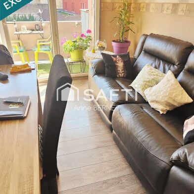 Appartement 3 pièces 115000 €