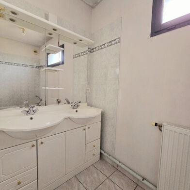 Appartement 4 pièces 275000 €