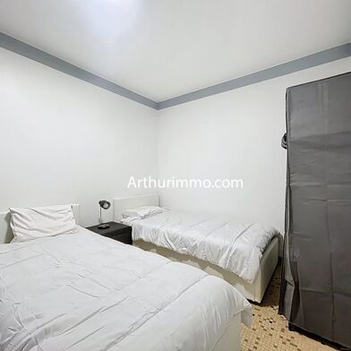 Appartement 2 pièces 1050 €