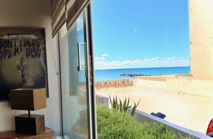 1 ERE LIGNE - LOT DE 2 APPARTEMENTS - PARKING - TERRASSE - — photo 2
