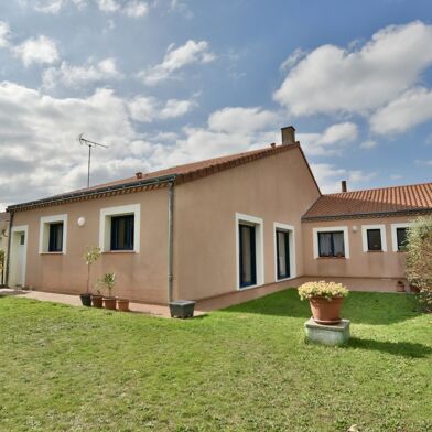 Maison 9 pièces 329900 €